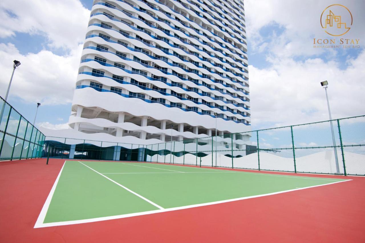 The Wave Residence Melaka Esterno foto