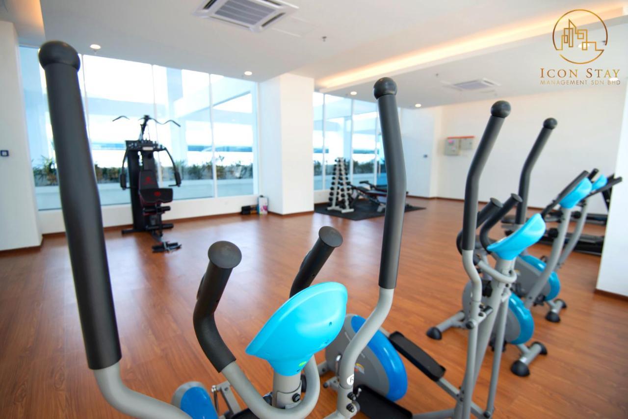 The Wave Residence Melaka Esterno foto