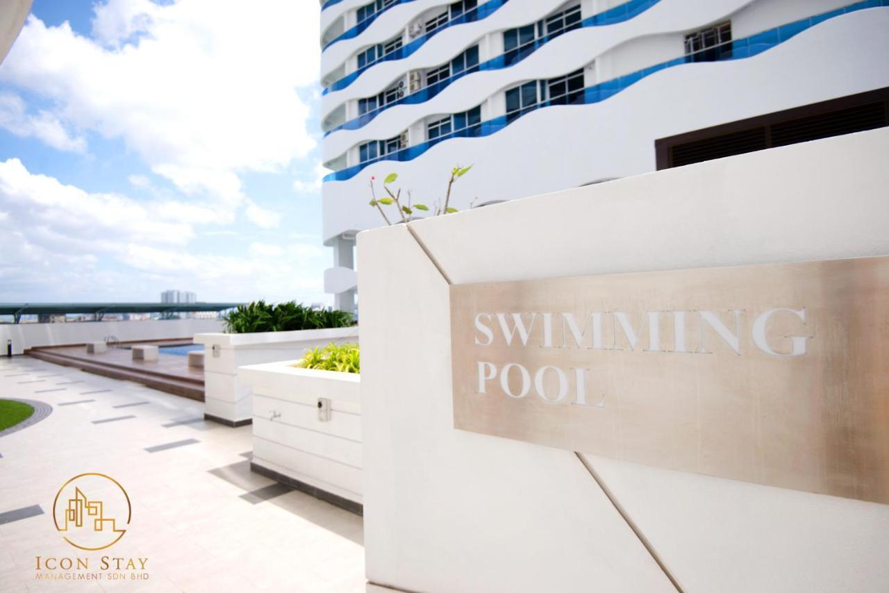 The Wave Residence Melaka Esterno foto