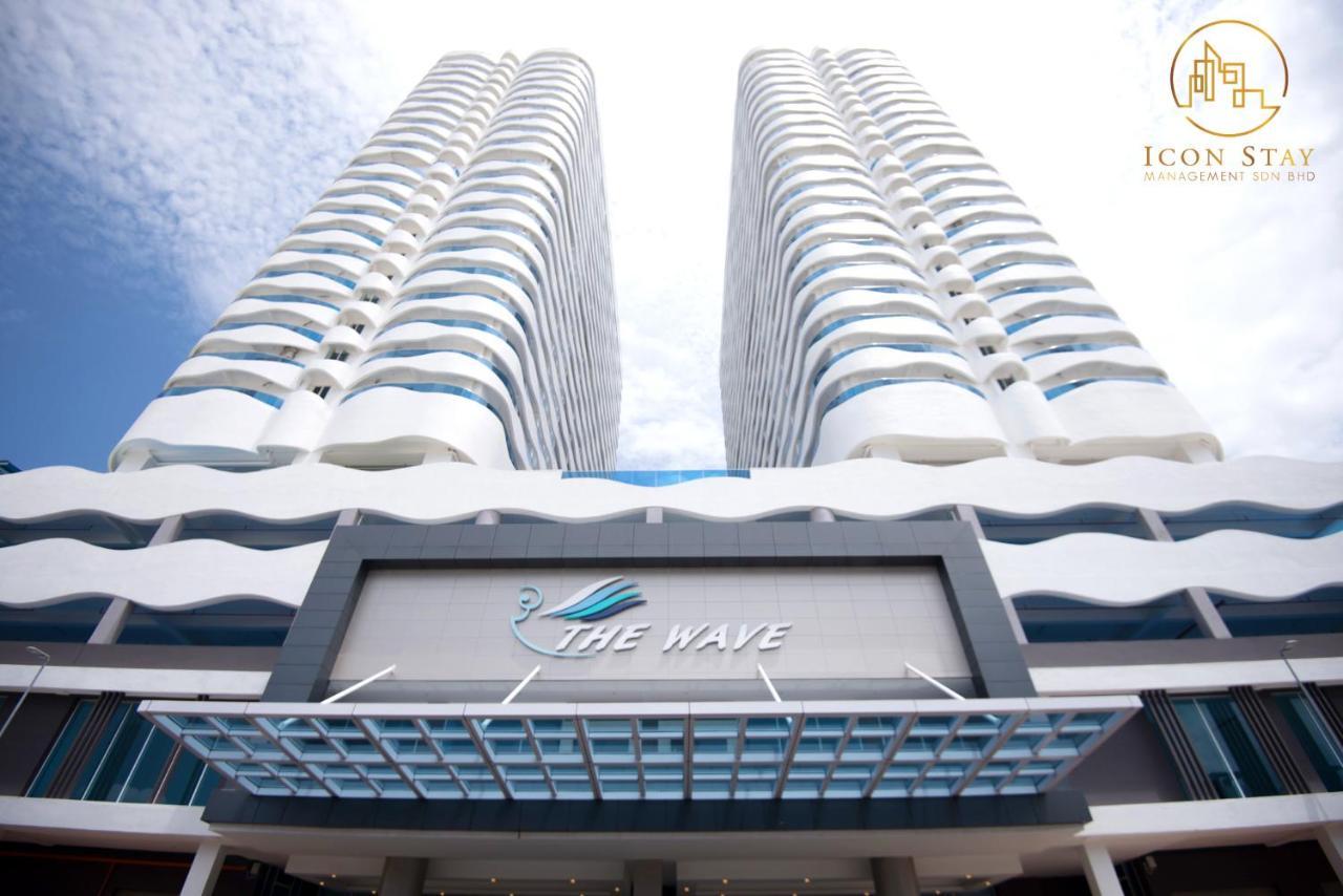 The Wave Residence Melaka Esterno foto