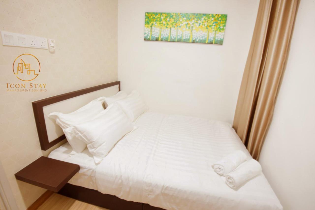 The Wave Residence Melaka Esterno foto